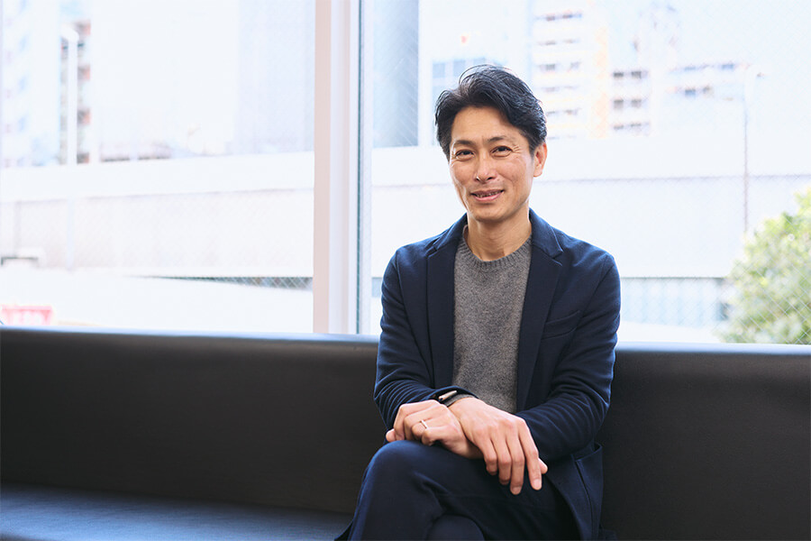岡田　泰宏